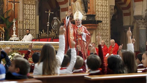 Demetrio Fernández, en una misa en la Catedral