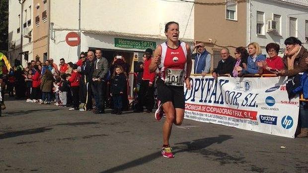 Patricia Viegas, ganadora de la Media Maratón de Puente Genil