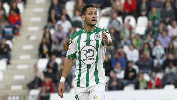 Florin Andone, en una acción en El Arcángel