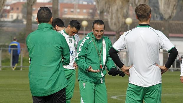 José Luis Oltra, entrenador del Córdoba CF