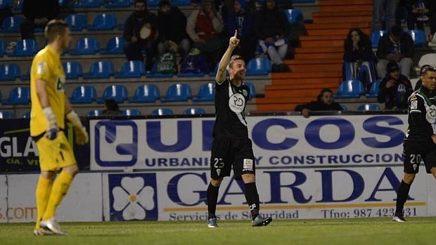 Markovic celebra su gol en Ponferrada