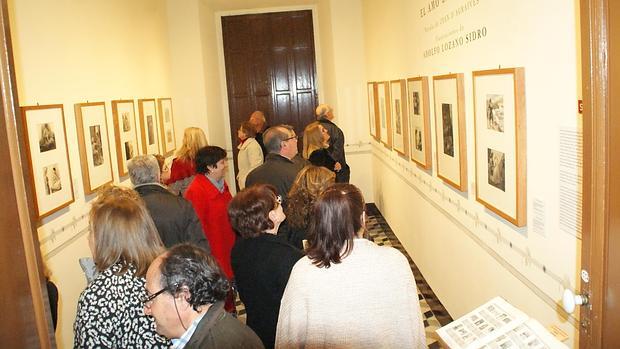 Numeroso público se dio cita en la Sala ABC del Museo Lozano Sidro para ver la nueva exposición