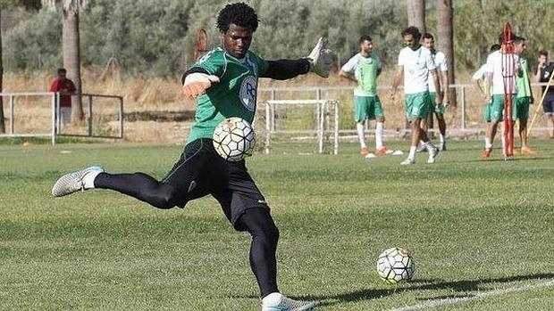 Razak, portero del Córdoba CF e internacional por Ghana