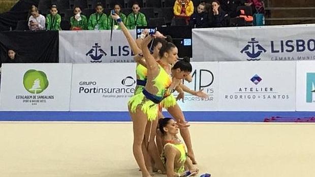 El equipo español de gimnasia rítmica en acción