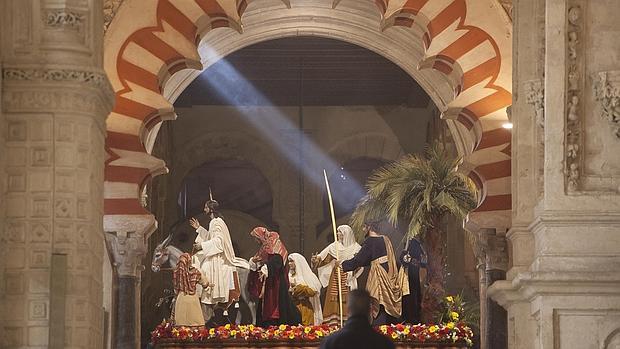 Paso de la Entrada Triunfal en la Catedral