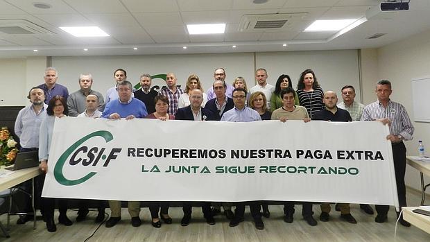 Csif exige que la Junta les devuelva la paga extra de 2012