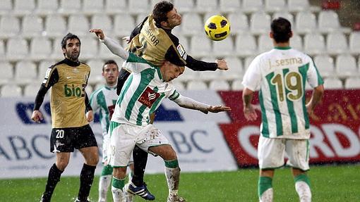 El Córdoba, contra la Ponferradina