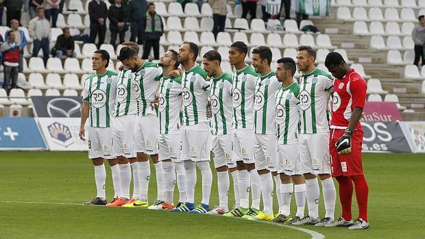 Los jugadores del Córdoba, en el último partido ante el Girona