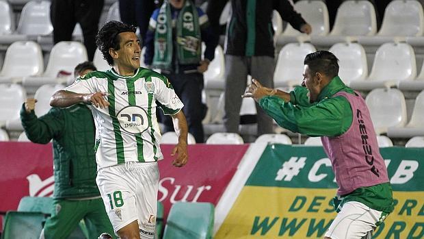 Pedro Ríos celebra el gol ante el Girona