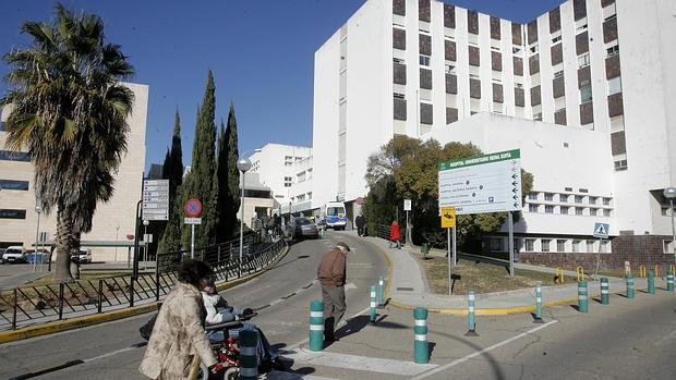 Zona de acceso al Hospital Reina Sofía de Córdoba