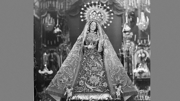 La Virgen de los Dolores, sin rostrillo a finales del siglo XIX