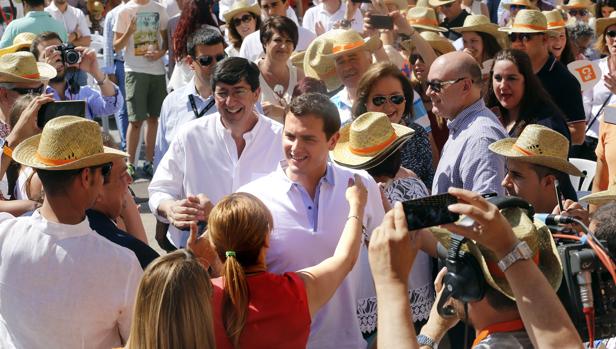 Albert Rivera, antes de su intervención en Las Tendillas