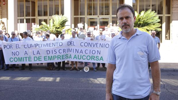 Custodio Sánchez, en la protesta de ayer ante el Ayuntamiento