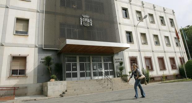 Fachada provincial de la Audiencia de Córdoba