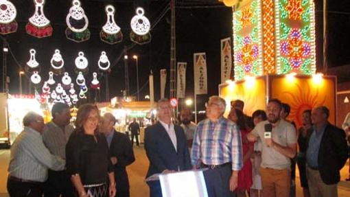 Encendido del alumbrado en la Feria Real de Puente Genil de 2015