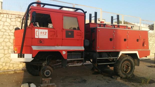 Los bomberos de la Diputación de Córdoba, con los camiones más viejos de Andalucía