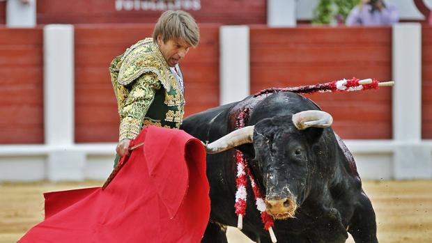 «El Cordobés», «Paquirri» y López Simón, en la Feria de Priego de Córdoba