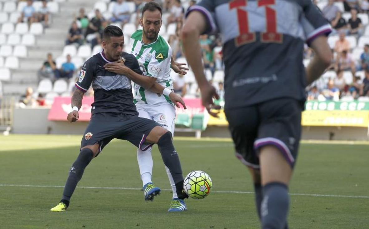 Sergio León, presionado por Deivid