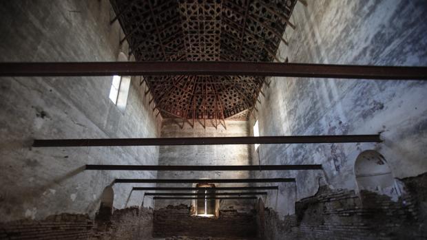 Interior del convento Regina, que data del siglo XV