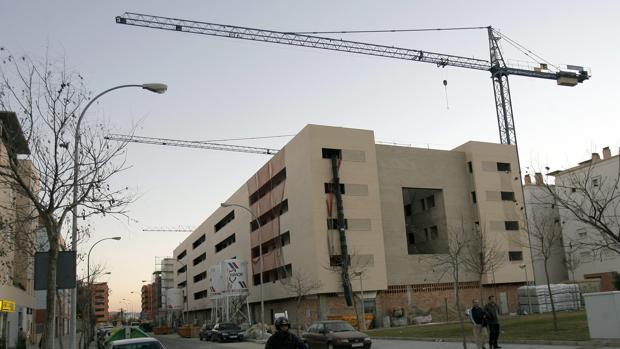 En reconstrucción parcial