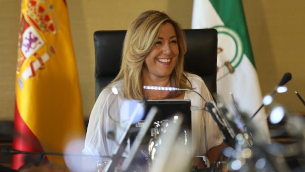 Susana Díaz en el consejo de Gobierno, primer día de trabajo tras las vacaciones de verano