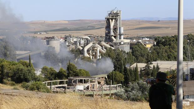 Las instalaciones de Calmante Vitaminado tras el incendio de esta semana