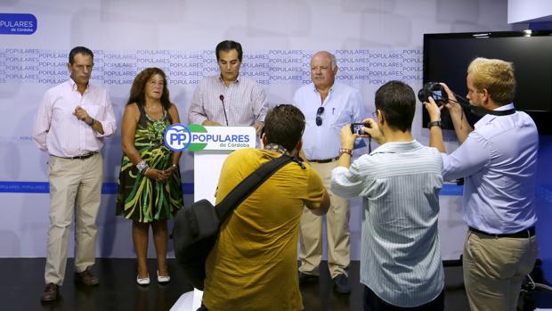 Rafael Merino, Teresa Martín (Afaran), José Antonio Nieto y Jesús Aguirre, ayer en rueda de prensa