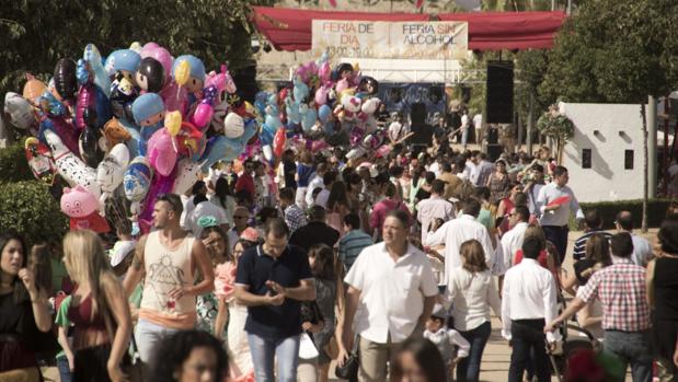 Los feriantes piden que el cambio de recinto sea el año que viene
