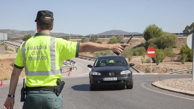 Un control de la Guardia Civil de Córdoba