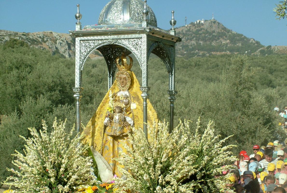 La Virgen de la Sierra durante su «bajá»