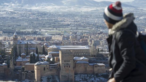 Serenidad en La Alhambra tras el video de Estado Islámico