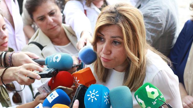 Susana Díaz, compareciendo ante los medios de comunicación