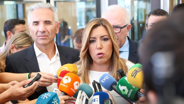 Díaz defiende de nuevo la «honradez y honestidad» de Griñán y Chaves