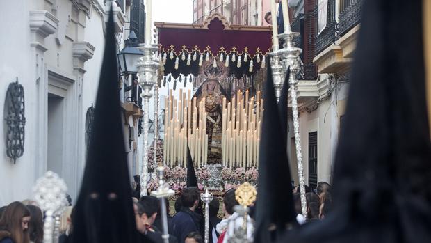 Representantes del Miércoles Santo en su reunión con la Agrupación