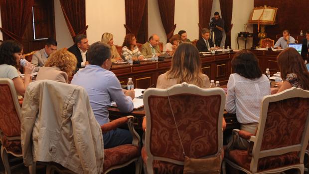 Pleno de la Diputación en el que se abordó la ayuda de la institución provincial a Guadalquivir Futuro