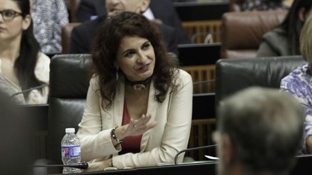 María Jesús Montero en su escaño en el Parlamento de Andalucía