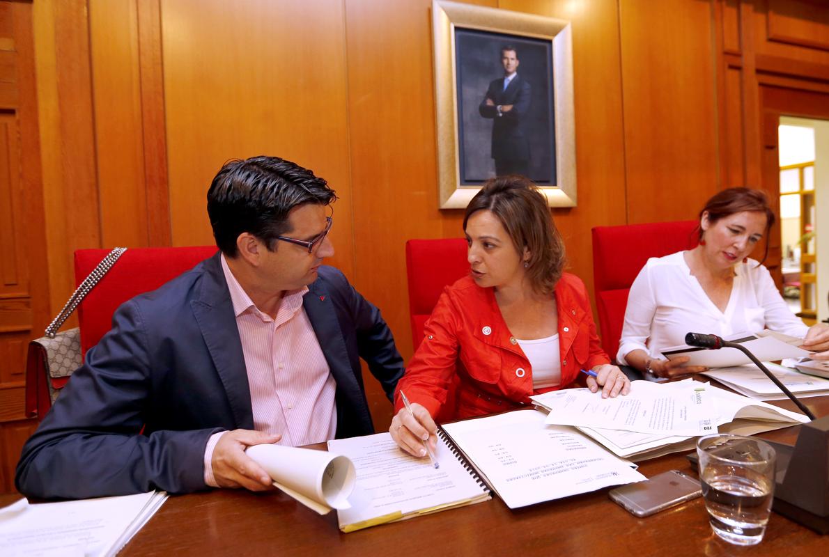 Isabel Ambrosio y Pedro García, durante un Pleno