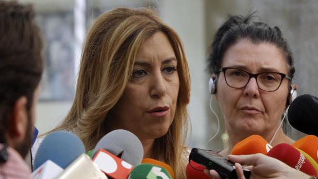 La presidenta de la Junta de Andalucía, Susana Díaz, aboga por dejar trabajar a la comisión gestora del PSOE