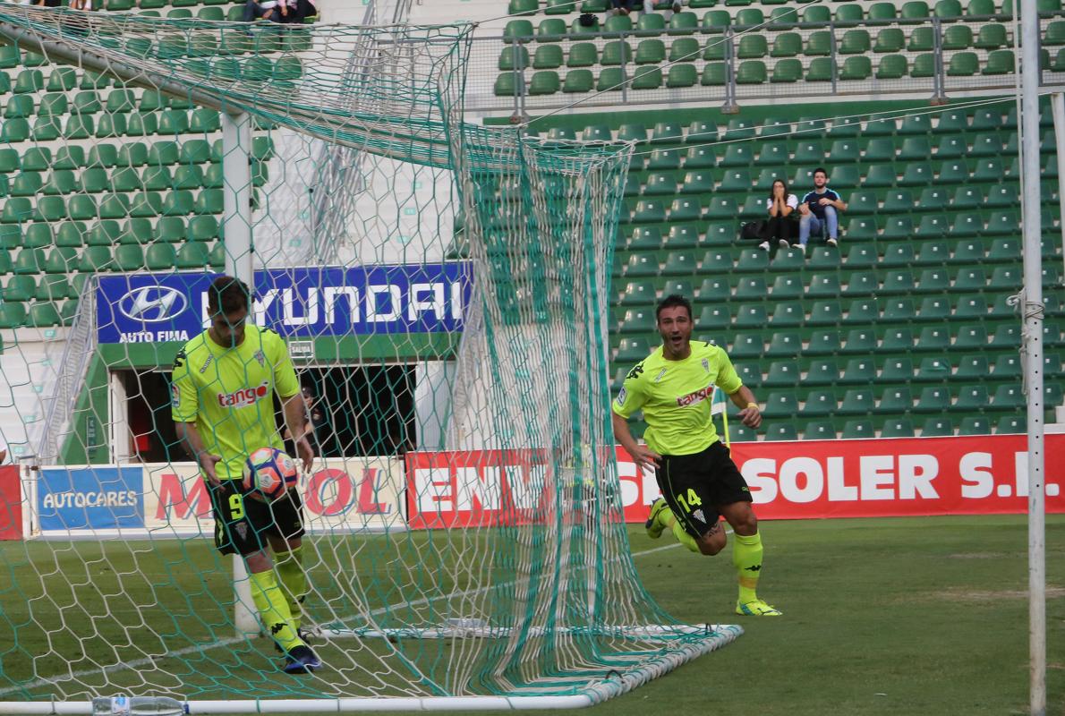 Piovaccari celebra el gol ante el Elche