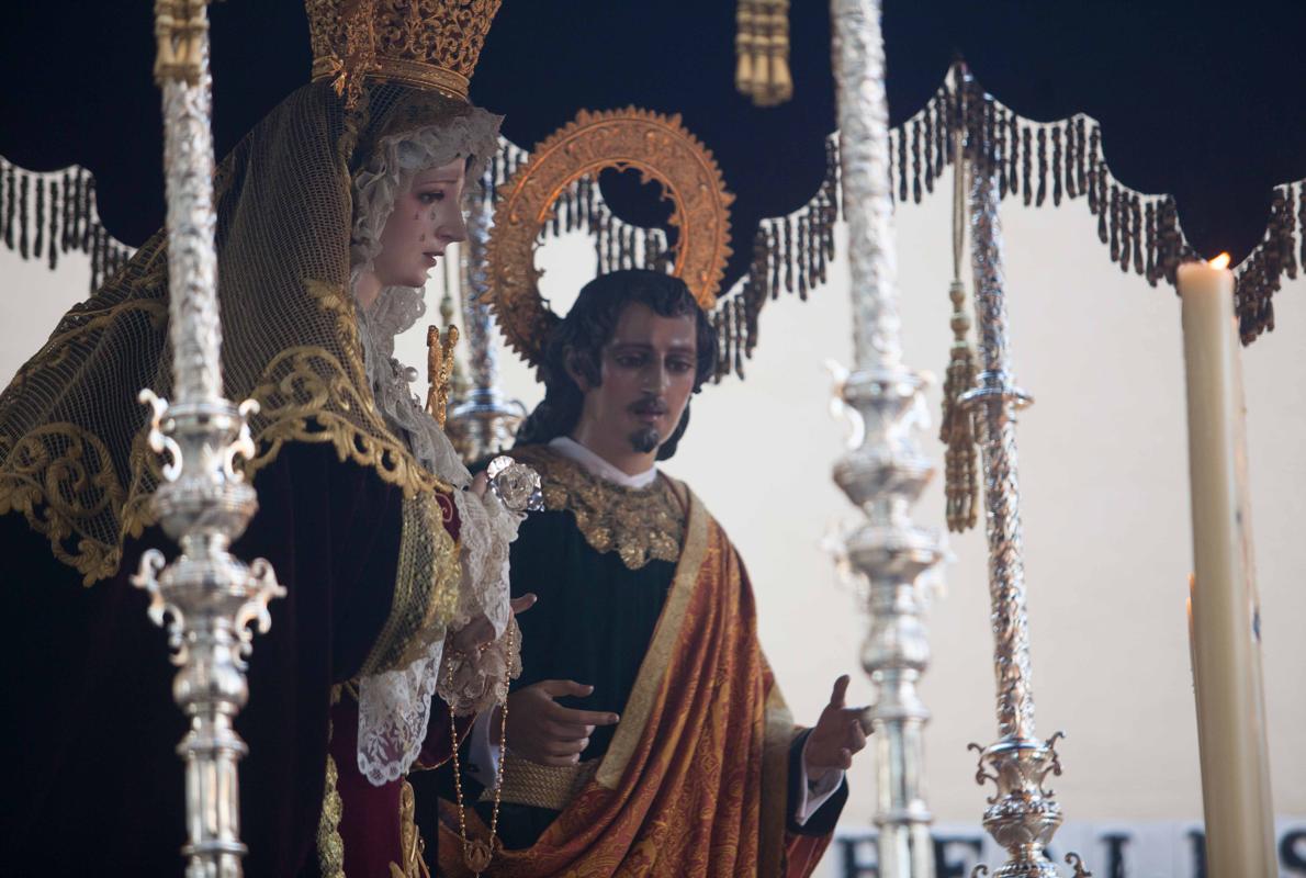 María Santísima del Amor, durante su procesión