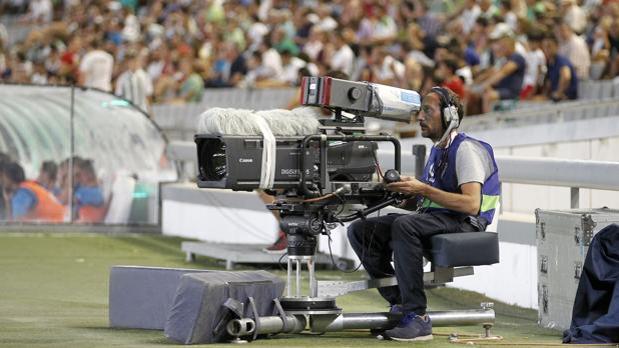 ¿Dónde ver el UD Almería-Córdoba CF por televisión?