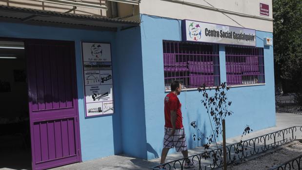 Fachada del Centro Social de la Fundación Guadalquivir, en el Sector Sur