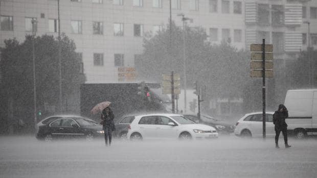 Imagen de lluvia torrencial esta mañana en Córdoba