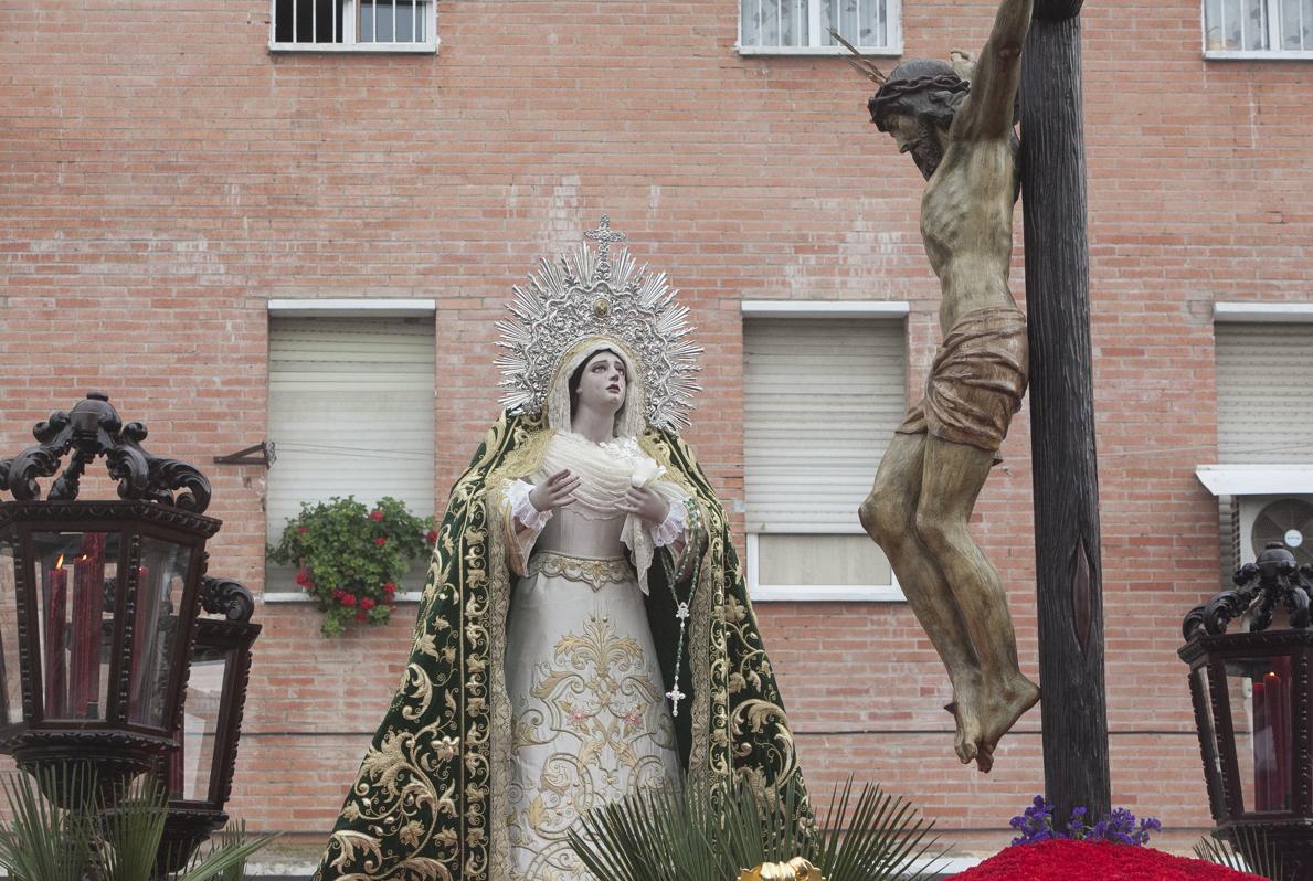 La hermandad de las Palmeras, durante su procesión