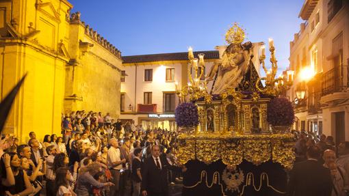 Las Angustias, junto a la Catedral