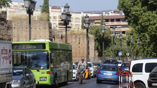Tráfico en la Ronda del Marrubial