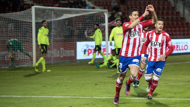 El Girona celebra uno de los goles marcados