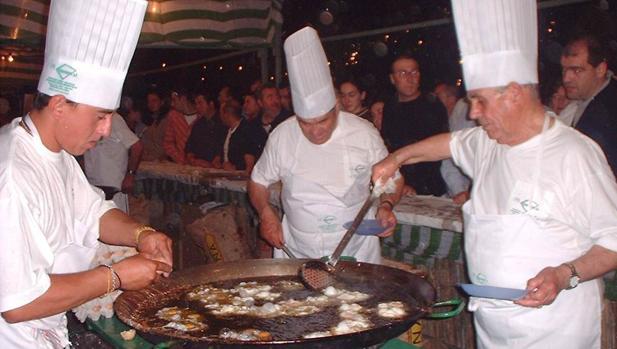 El Ayuntamiento aviva la polémica al cambiar la fecha de la Gran Huevada de Villafranca