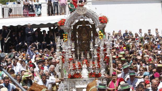 El Rocío se prepara para recibir la peregrinación extraordinaria de las hermandades de Triana, Pilas, Villanueva del Ariscal y Gibraleón