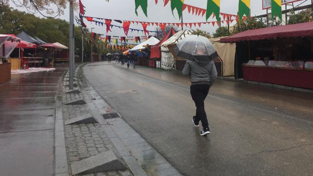 Frío arranque del Mercado Medieval en la Calahorra